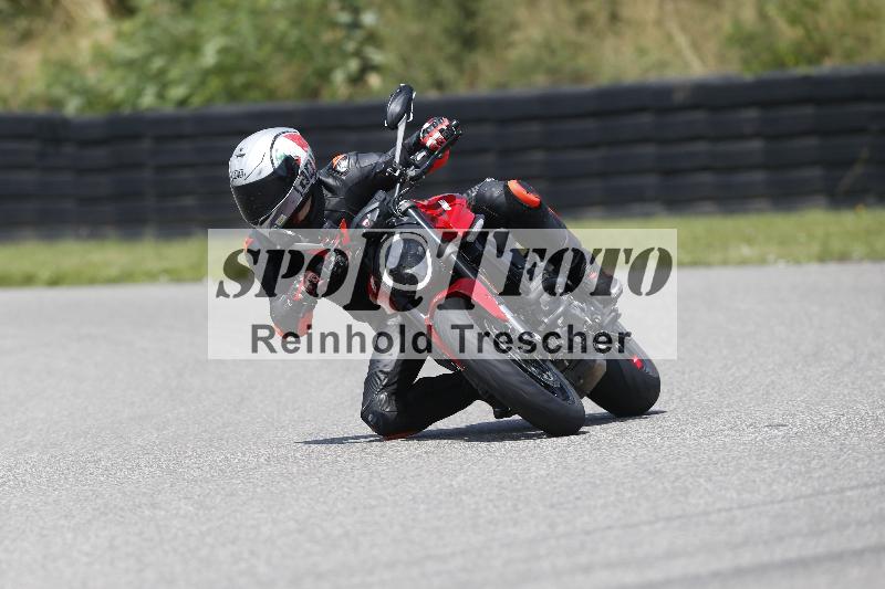 /27 12.06.2025 Ducati Schweiz Trackday Warmup  ADR/gelb-jeaune/ohne